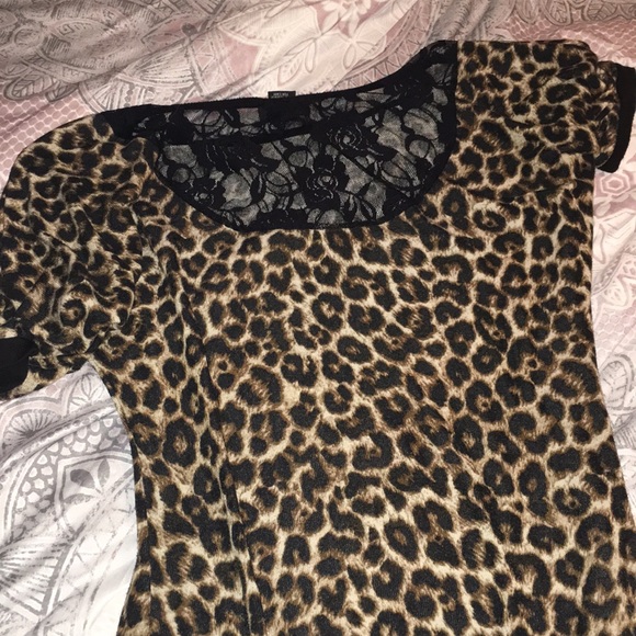 Rue 21 shirt - Picture 2 of 3